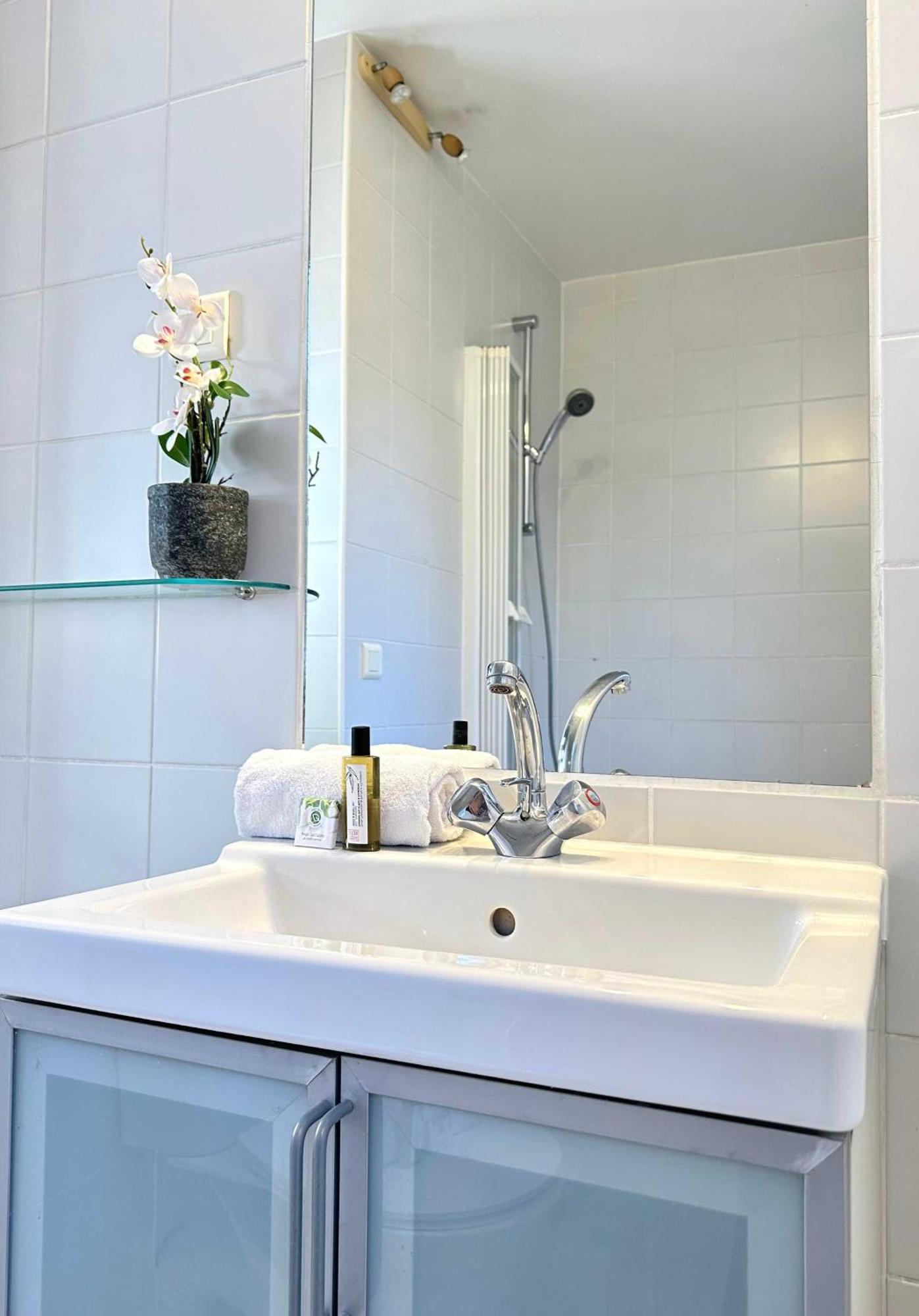Beautiful Calm Studio In Le Marais Paris Ngoại thất bức ảnh